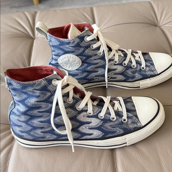 Converse Missoni women Blue and White Wave Pattern High-Tops size 10. - Picture 3 of 8